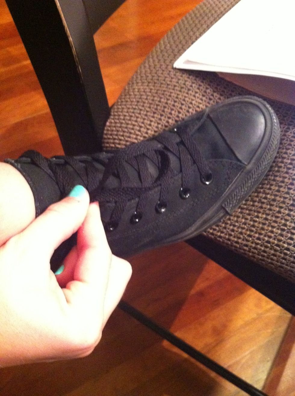 How to tie converse hightops B+C Guides