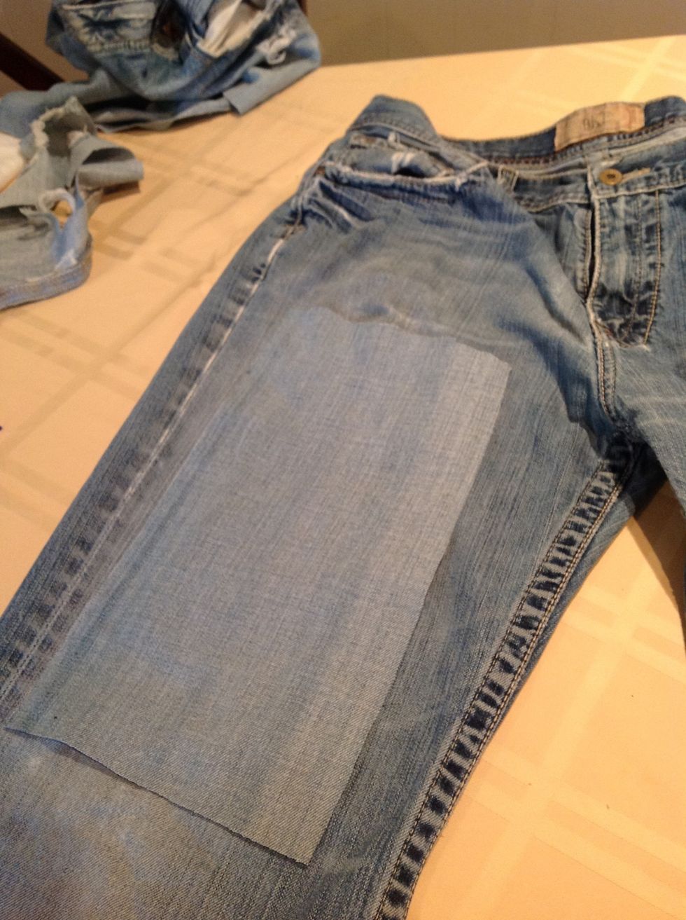 How to mend holes in torn/worn jeans B+C Guides