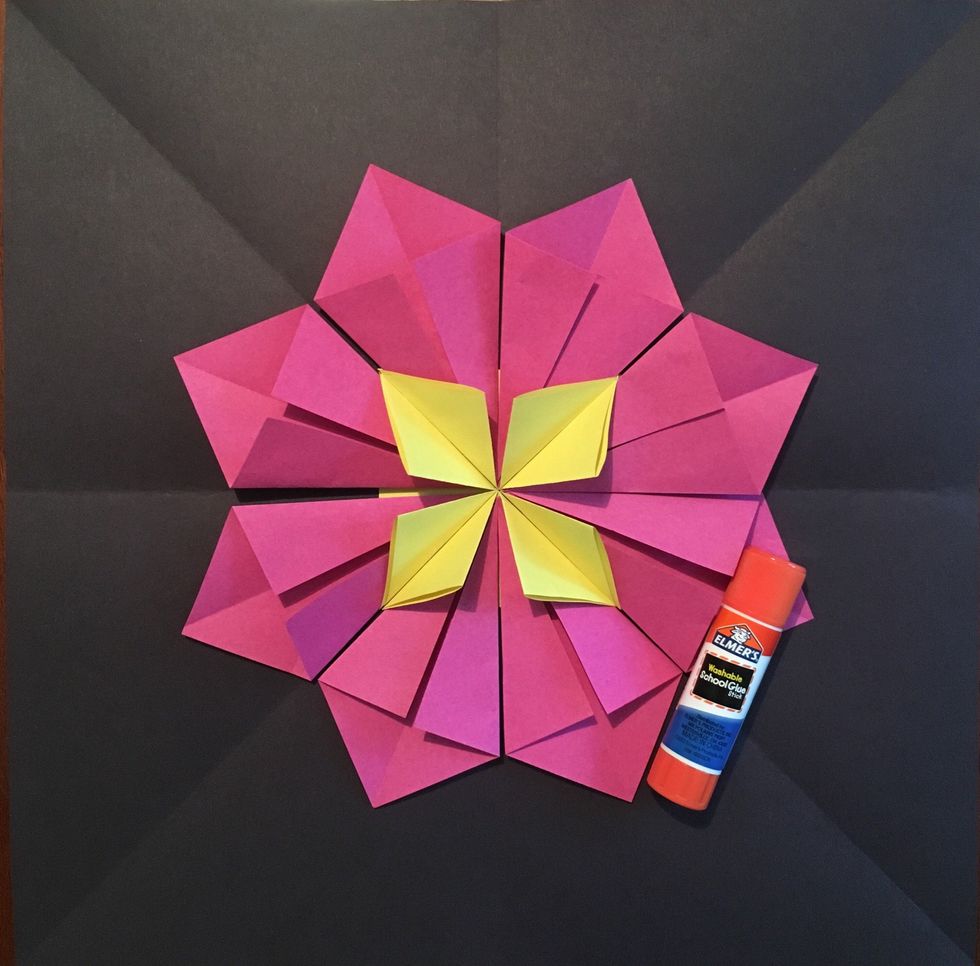 How to create a 3d radial symmetry paper sculpture B+C Guides
