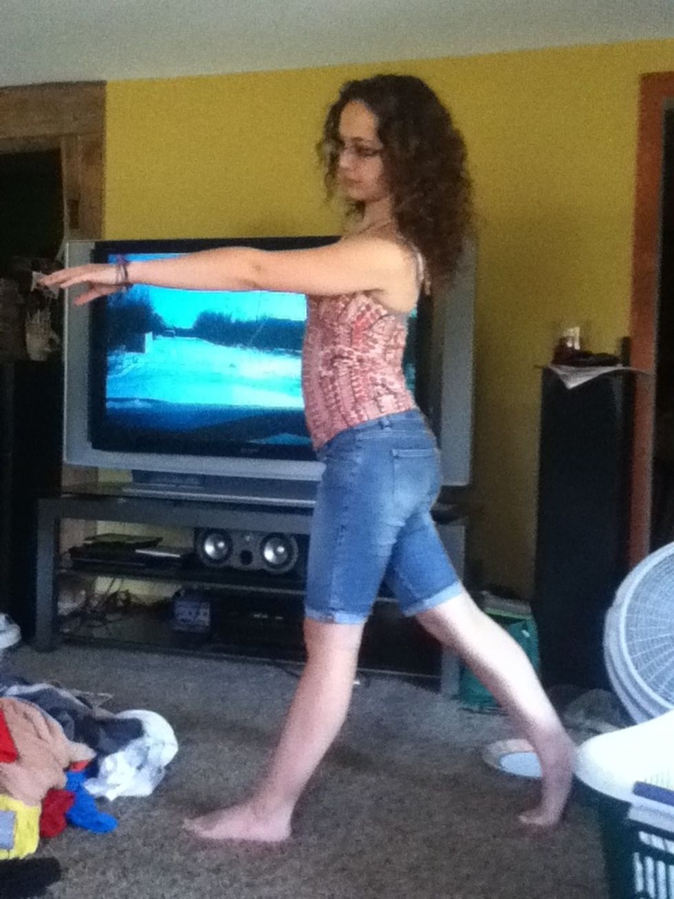 How to do an axel turn in dance B+C Guides