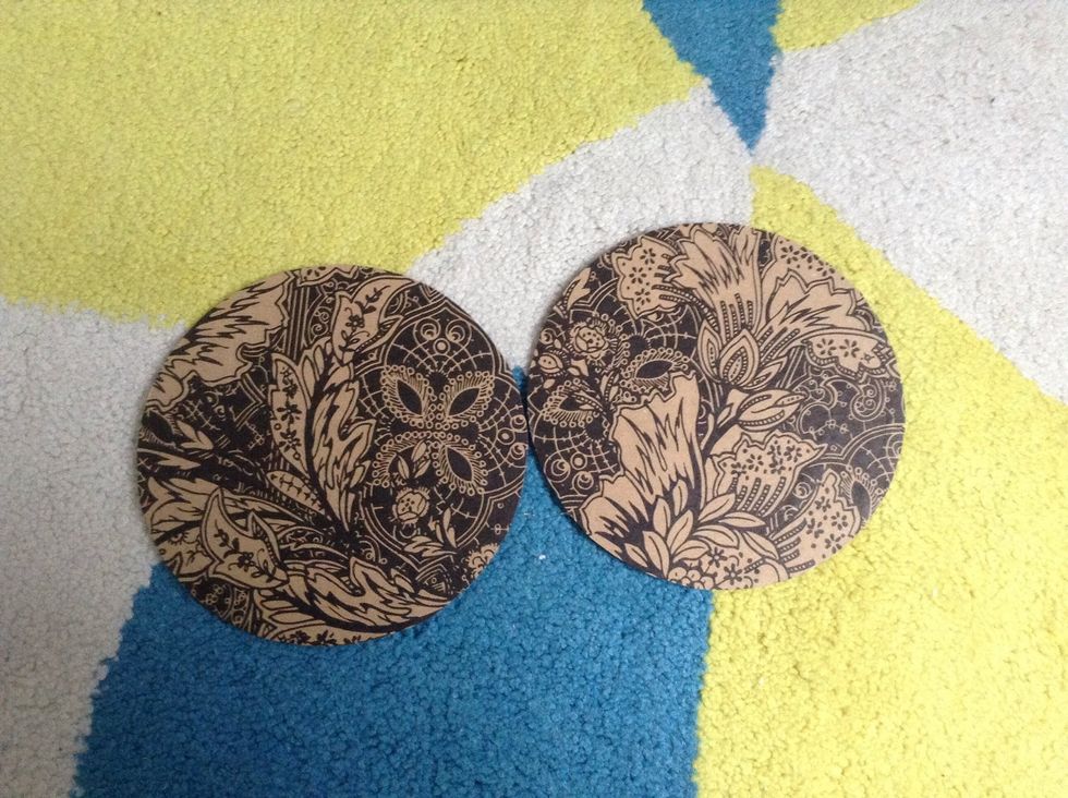 How to make a card holder using old cds B+C Guides