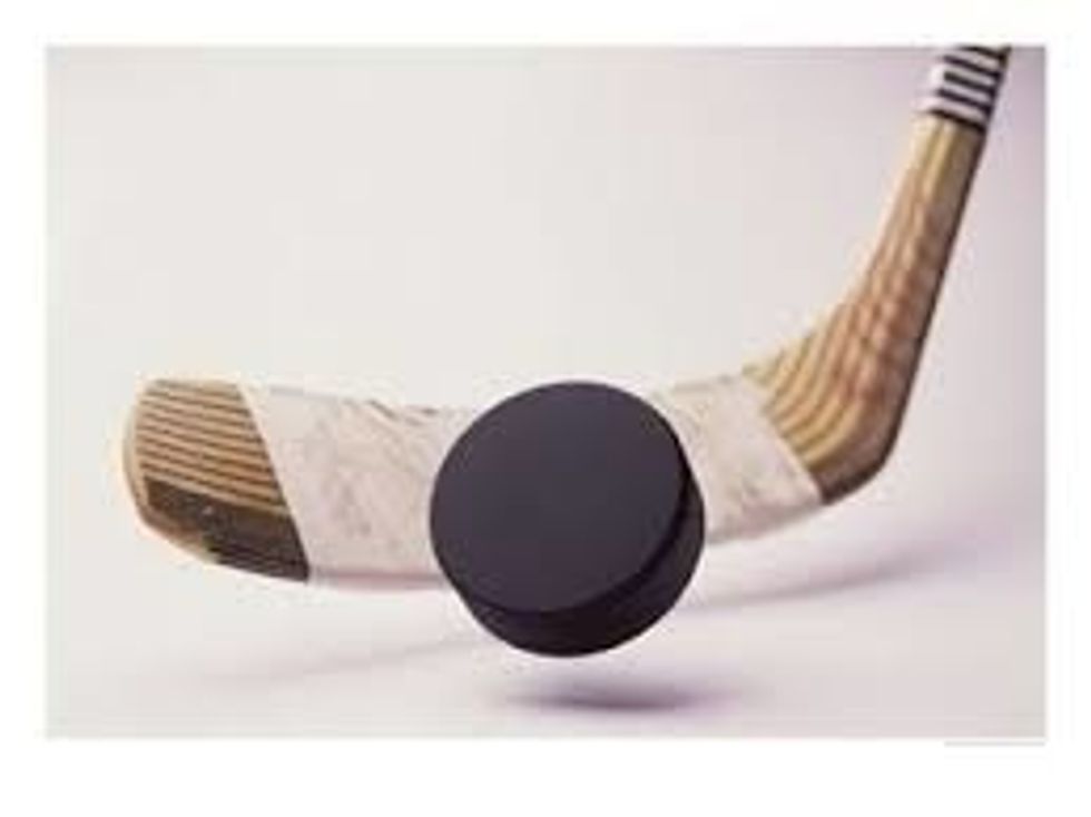 university-passes-out-hockey-pucks-as-possible-defense-against-active