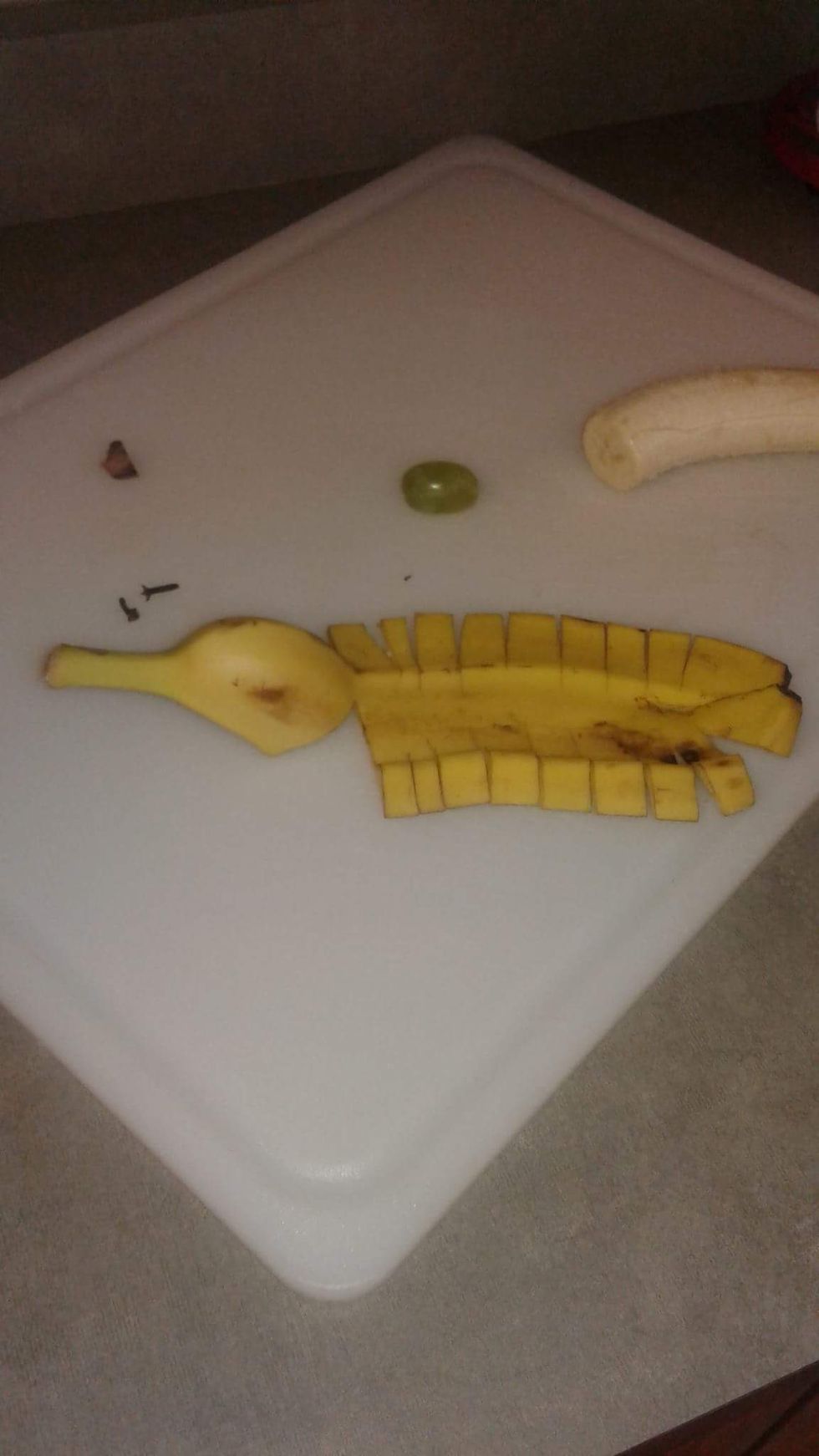 How to make banana dolphins B+C Guides
