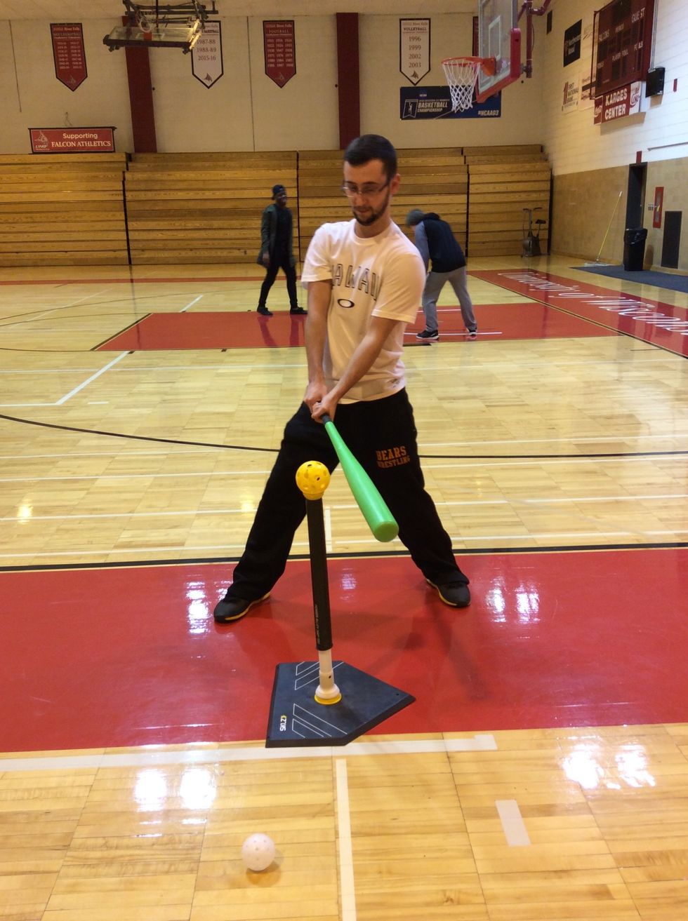How To Swing A Baseball Bat B C Guides