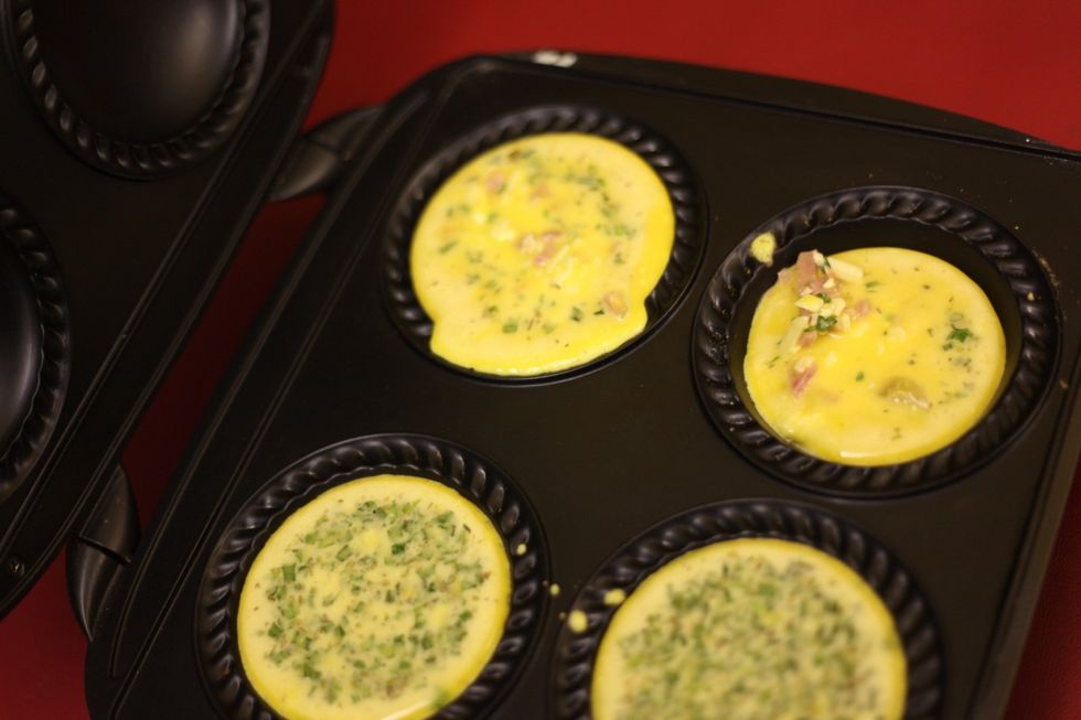 How to make no pastry quiche using a pie maker B+C Guides