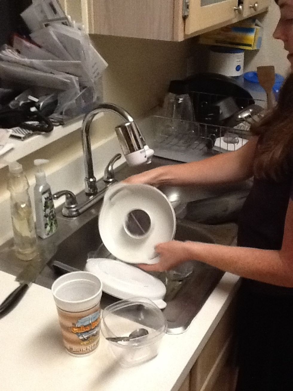 How to wash dishes B+C Guides