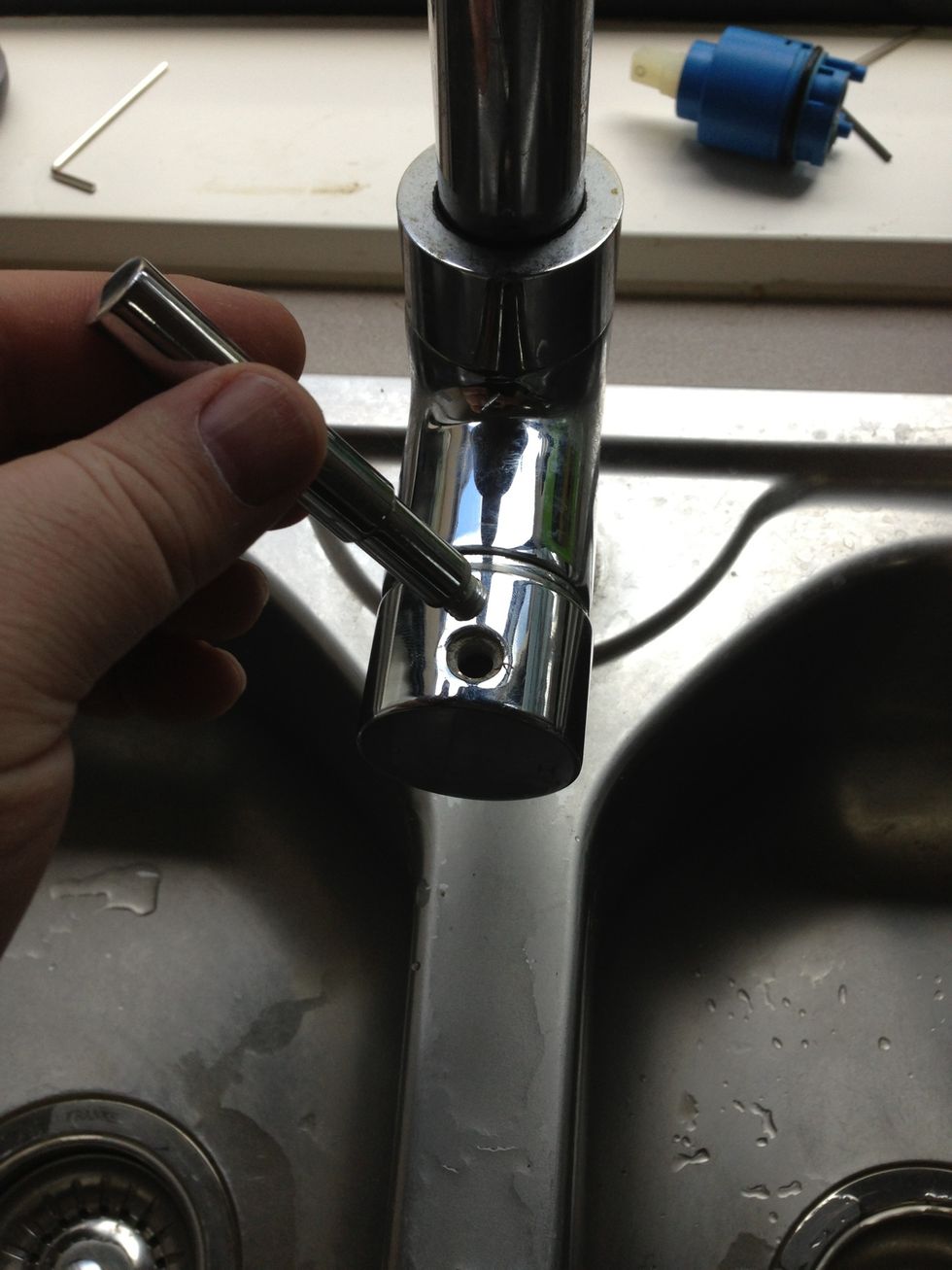 How To Fix A Dripping Basin Mixer Tap