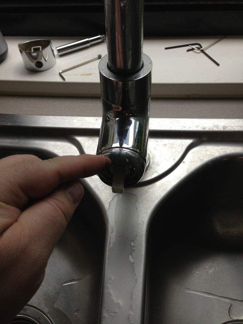 How To Fix A Leaking Flick Mixer Tap B C Guides
