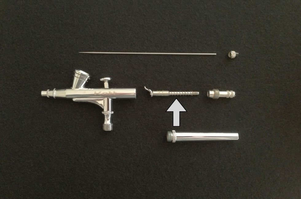 How to take apart an airbrush gun B+C Guides