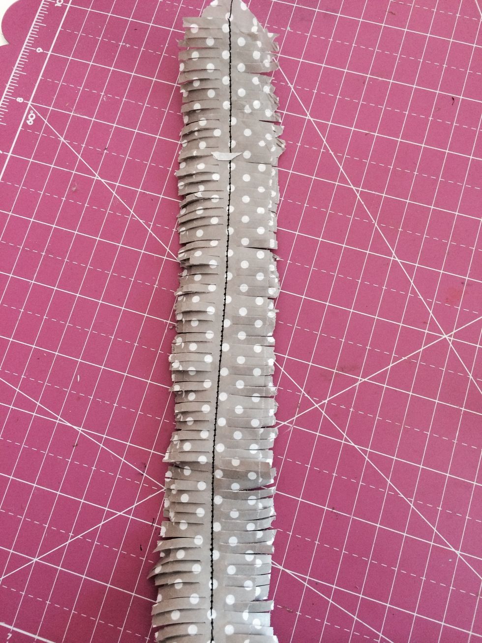 How to create tissue paper fringe B+C Guides