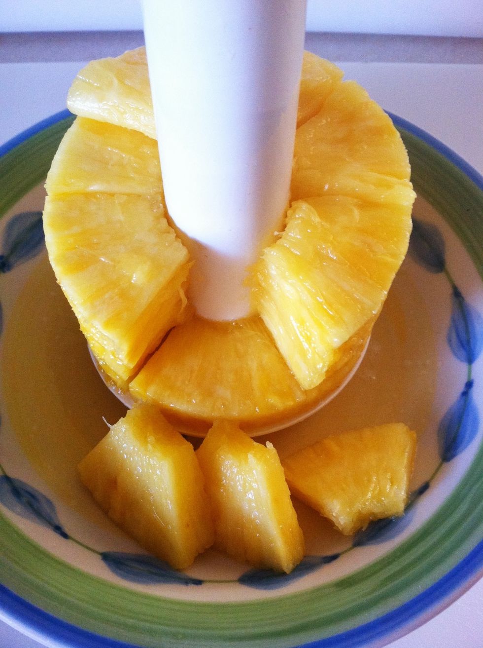 How to core and store a pineapple B+C Guides