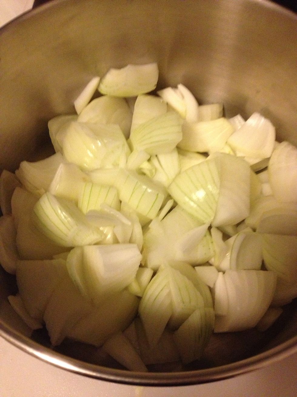 How to make onion juice to keep u healthy. B+C Guides