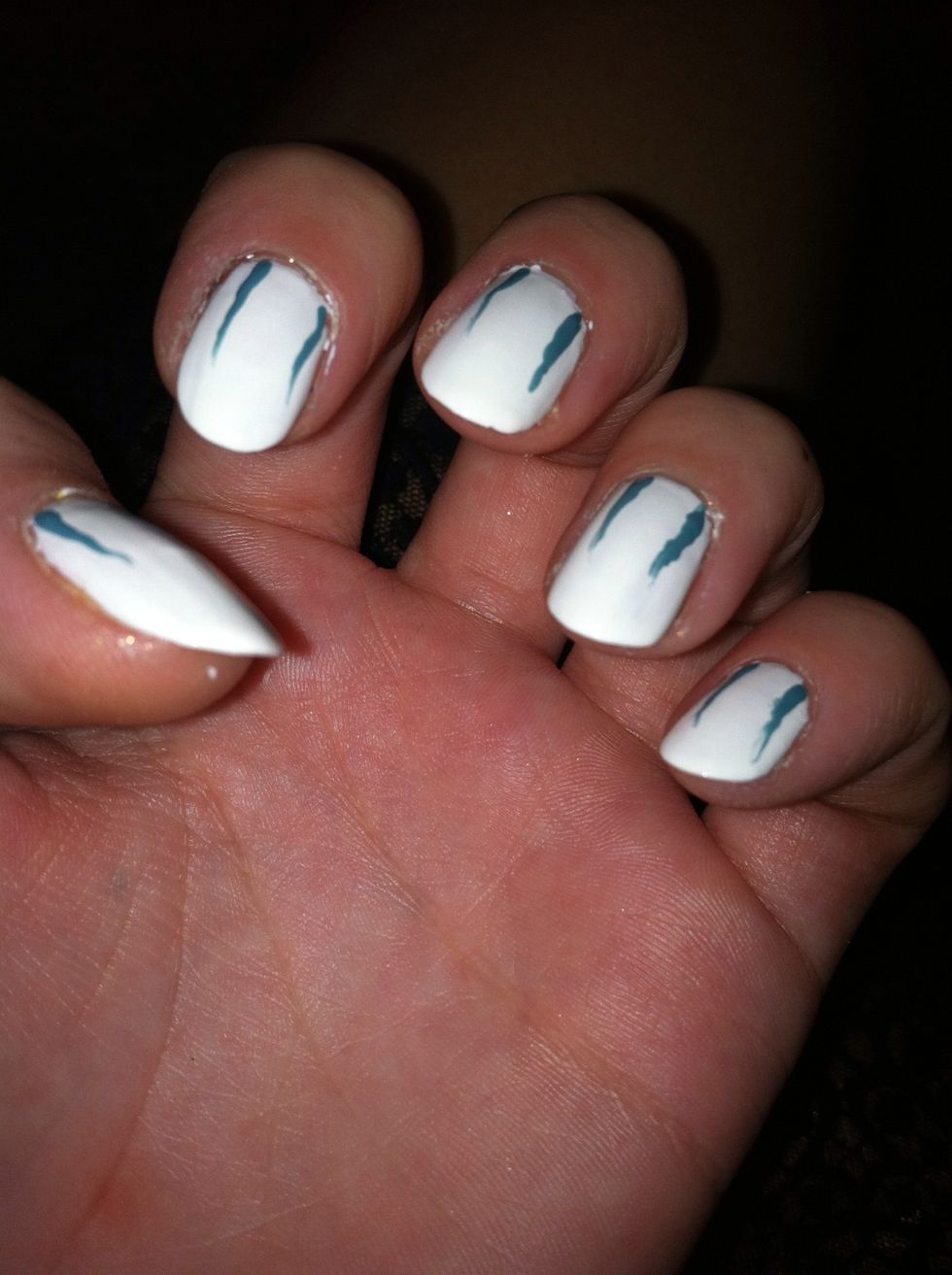 how-to-create-a-simple-white-and-stripes-nail-design-b-c-guides