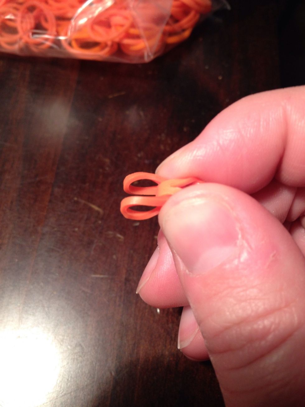 How to make rubber band bracelets by hand B+C Guides