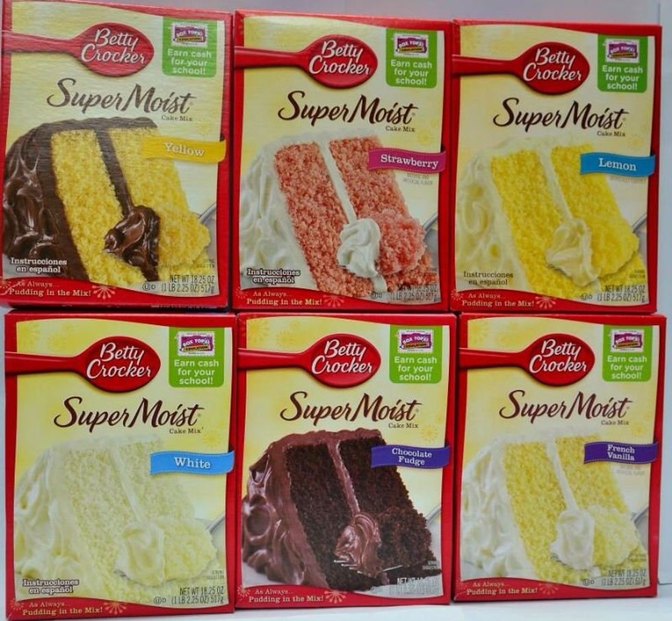 How to cook ridiculously simple single serving cake B+C Guides