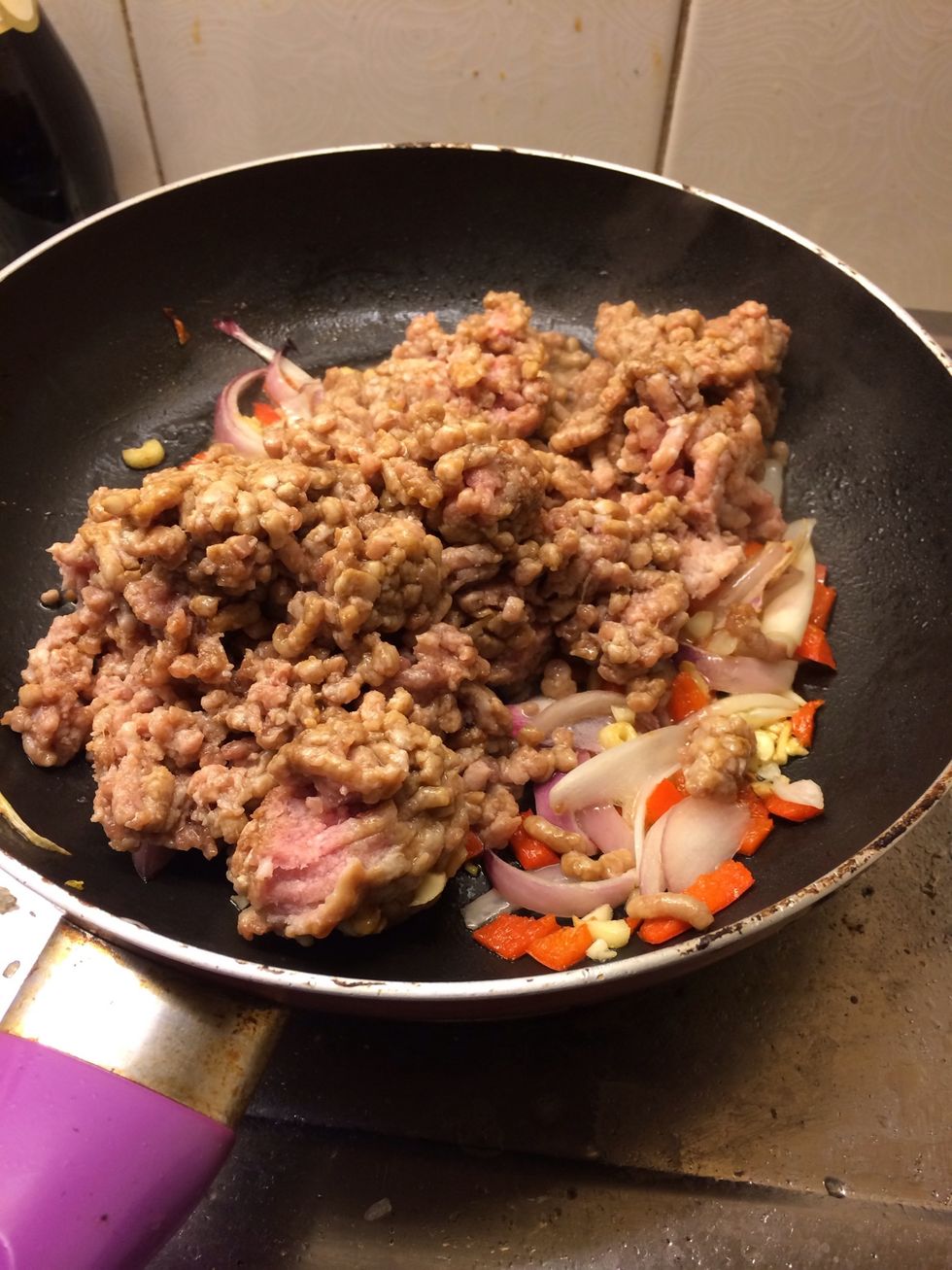 How to cook filipino pork giniling - B+C Guides