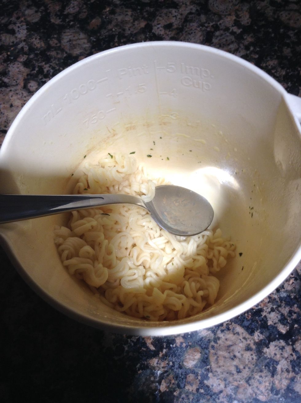How to cook two minute noodles B+C Guides