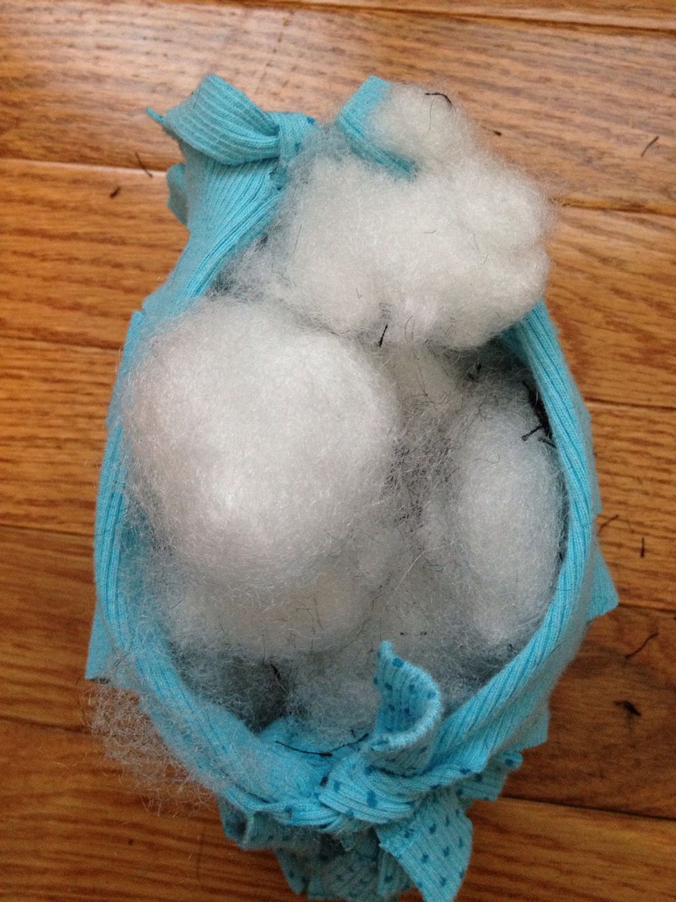 How to make a recycled pillow B+C Guides