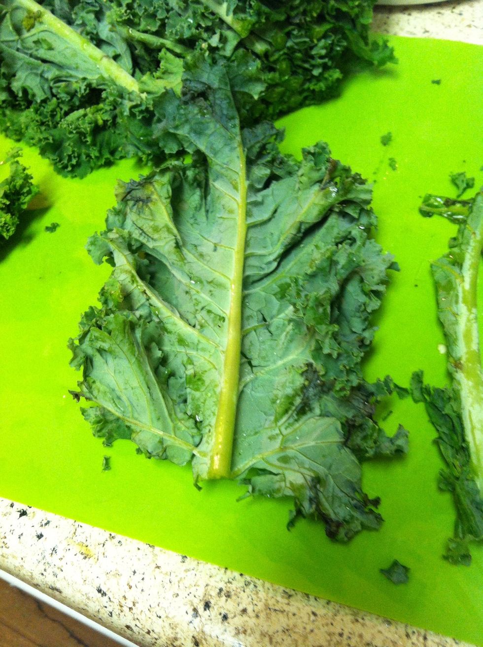 How to clean kale B+C Guides