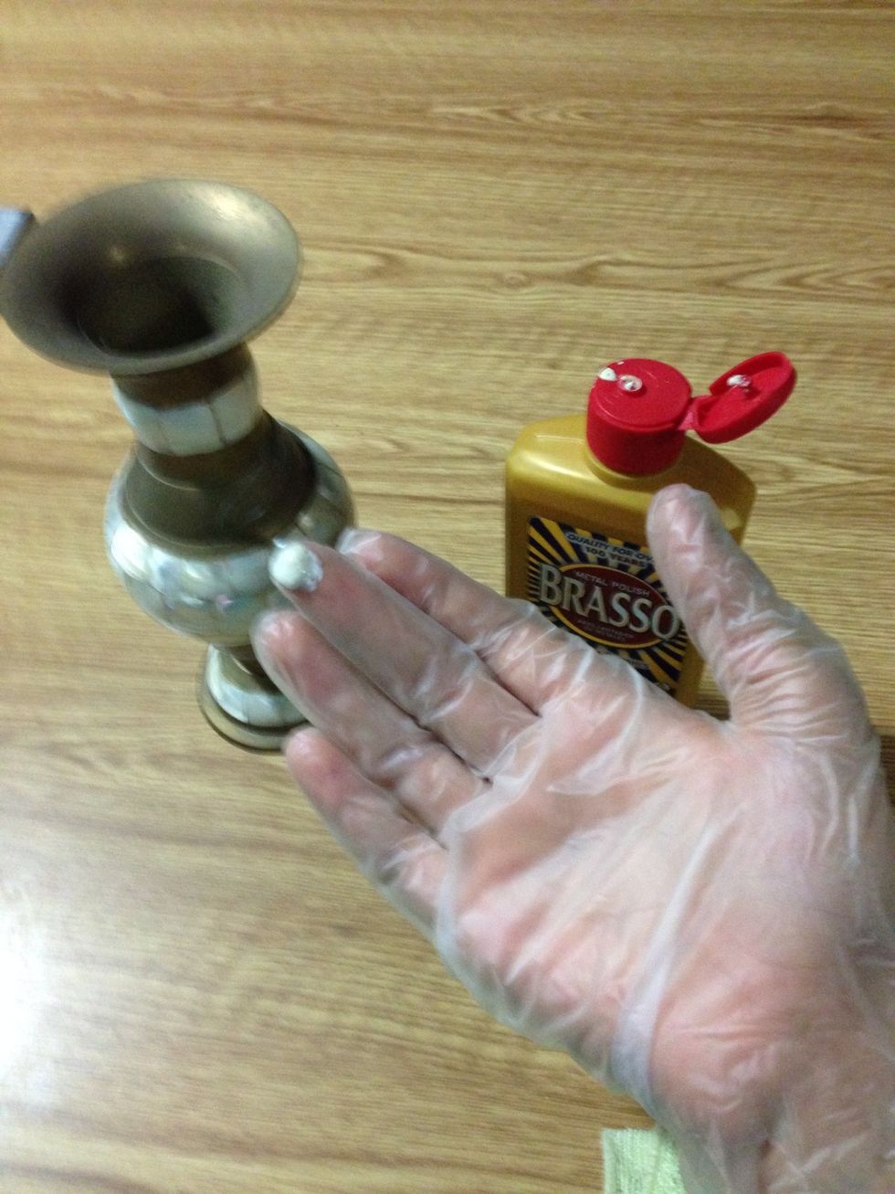 How to clean a dirty metal ornament B+C Guides