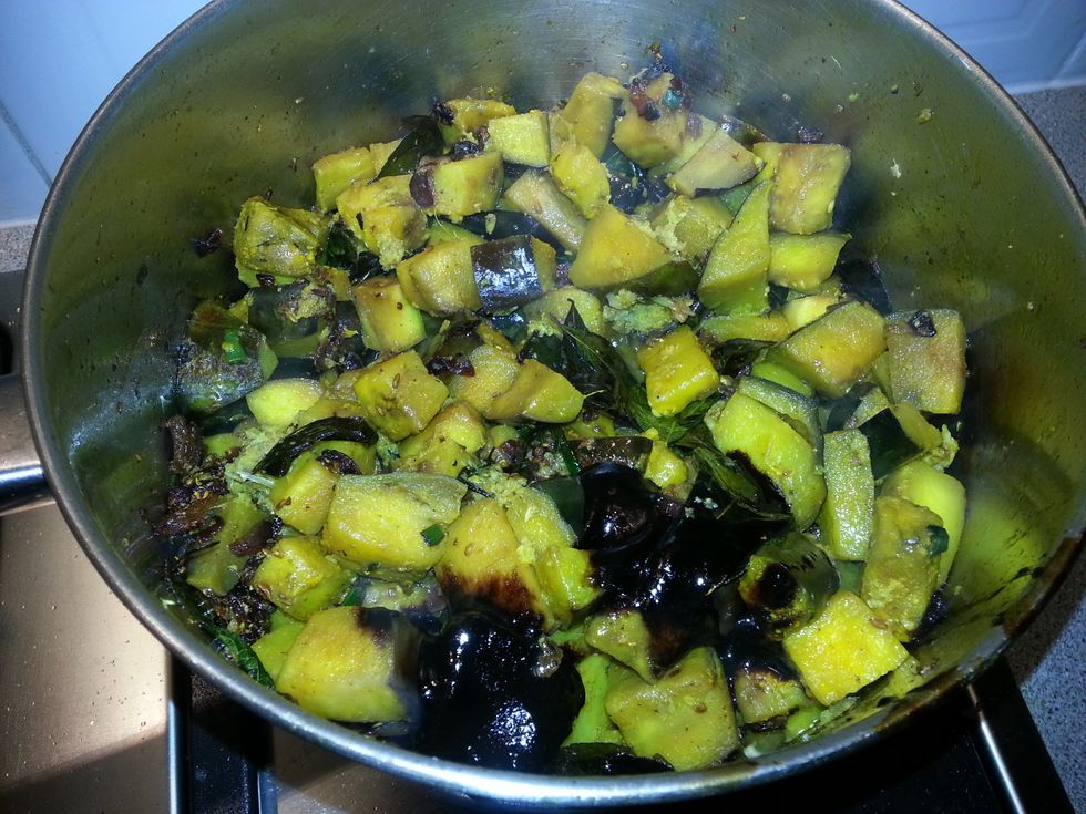 How to prepare south indian spiced aubergine pickle B+C Guides