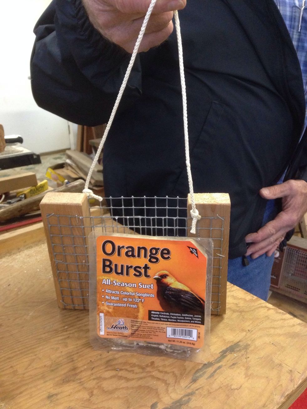 How to make your own suet holder B+C Guides How to make your own suet holder B+C Guides