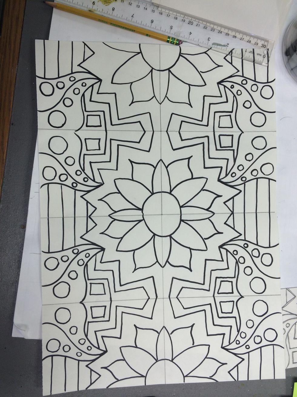 How to draw a symmetrical pattern B+C Guides