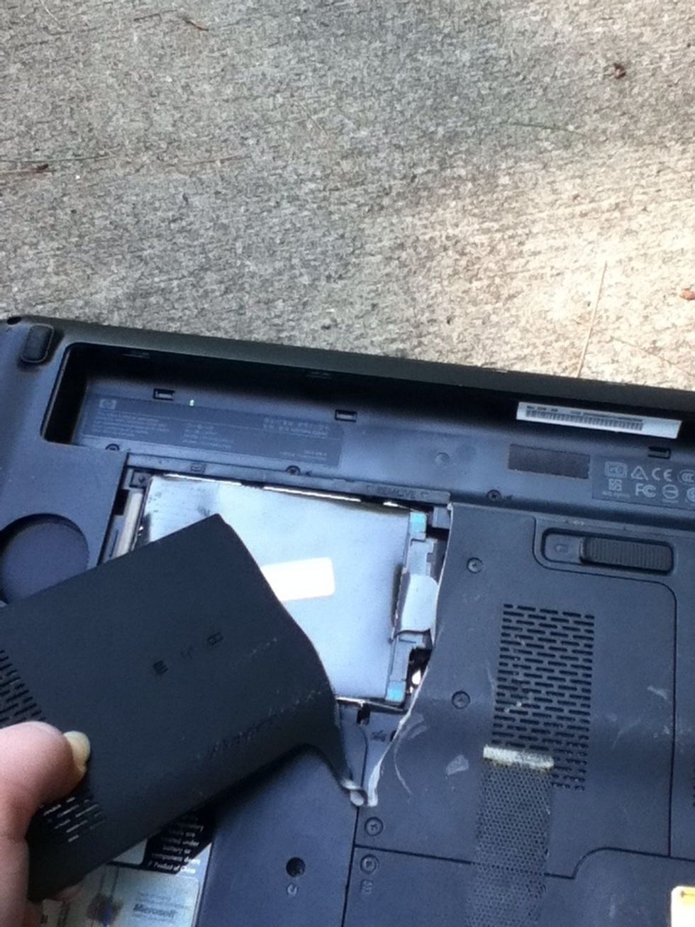How to fix any laptop - B+C Guides