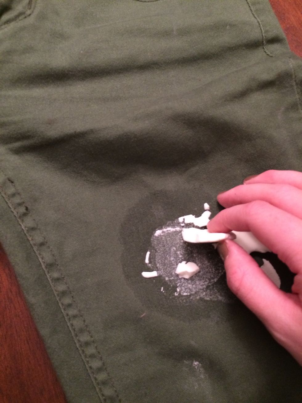 How to get rid of a grease stain on jeans B+C Guides