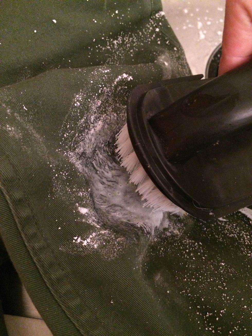 How to get rid of a grease stain on jeans B+C Guides