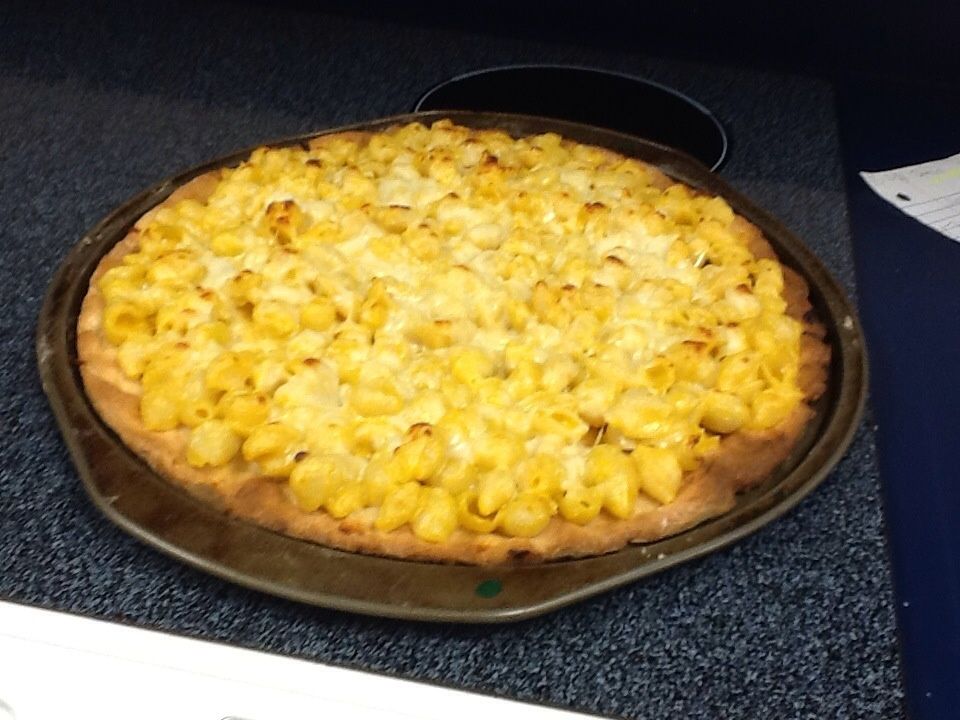 how to make mac n cheese pizza