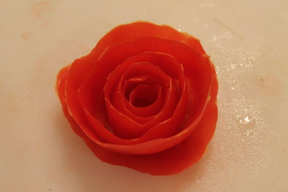 How to make tomato roses B+C Guides