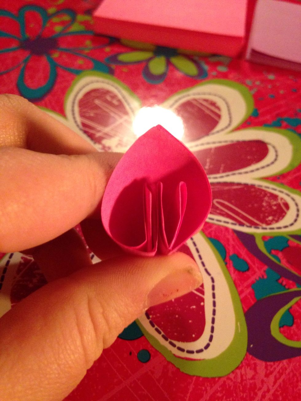 How To Make A Post It Note Flower How to make a post-it note flower - B+C Guides