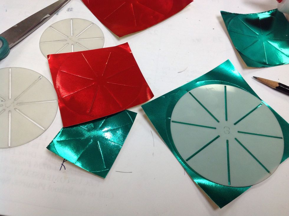 How to make a german christmas star - B+C Guides