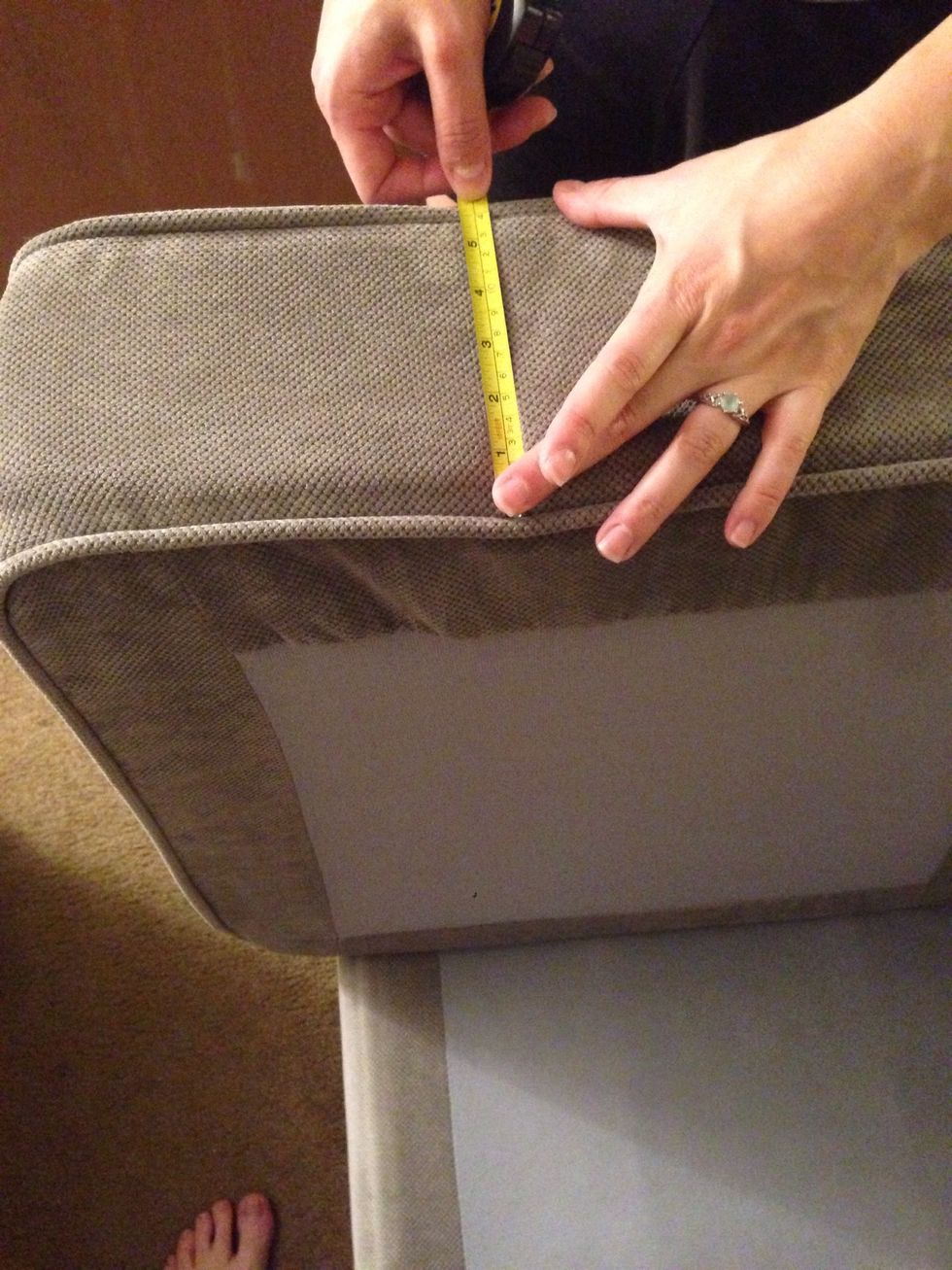 How to replace your couch seat cushions. B+C Guides