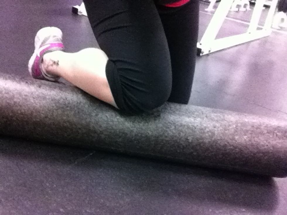 How to foam roll your knee pain away B+C Guides