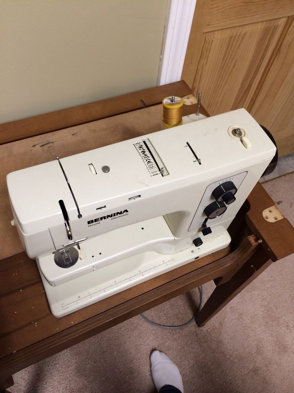How to thread a bernina 830 - B+C Guides