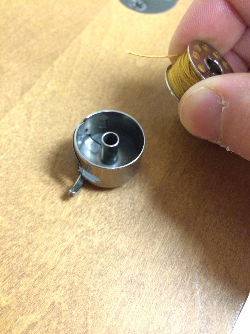 How to thread a bernina 830 B+C Guides