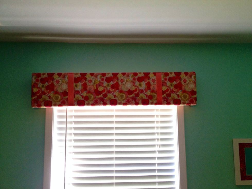 How to make a fabriccovered window cornice B+C Guides