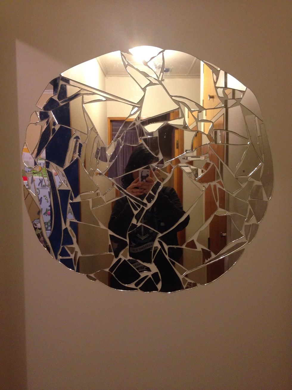 How to upcycle broken mirrors into cool décor B+C Guides