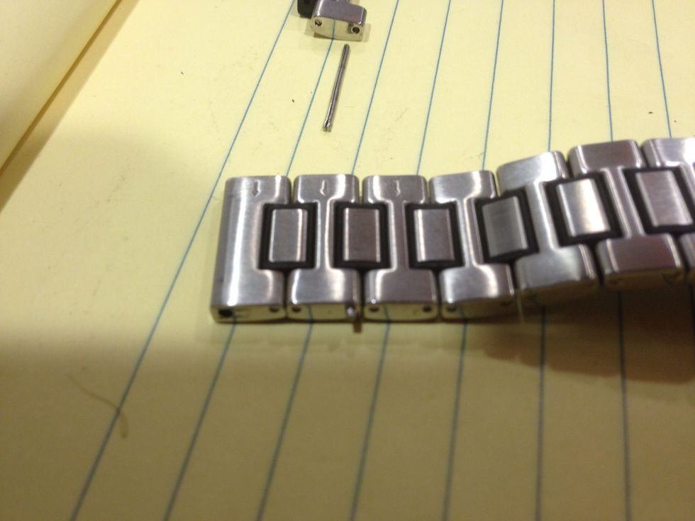 How To Adjust A Watch Band - B+c Guides