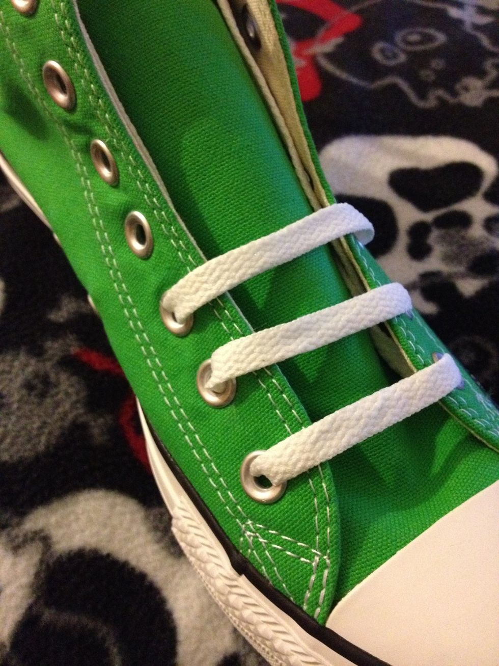 How to ladder lace your converse - B+C Guides