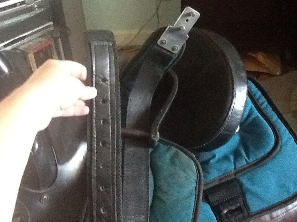 How to adjust your western saddle stirrups B+C Guides