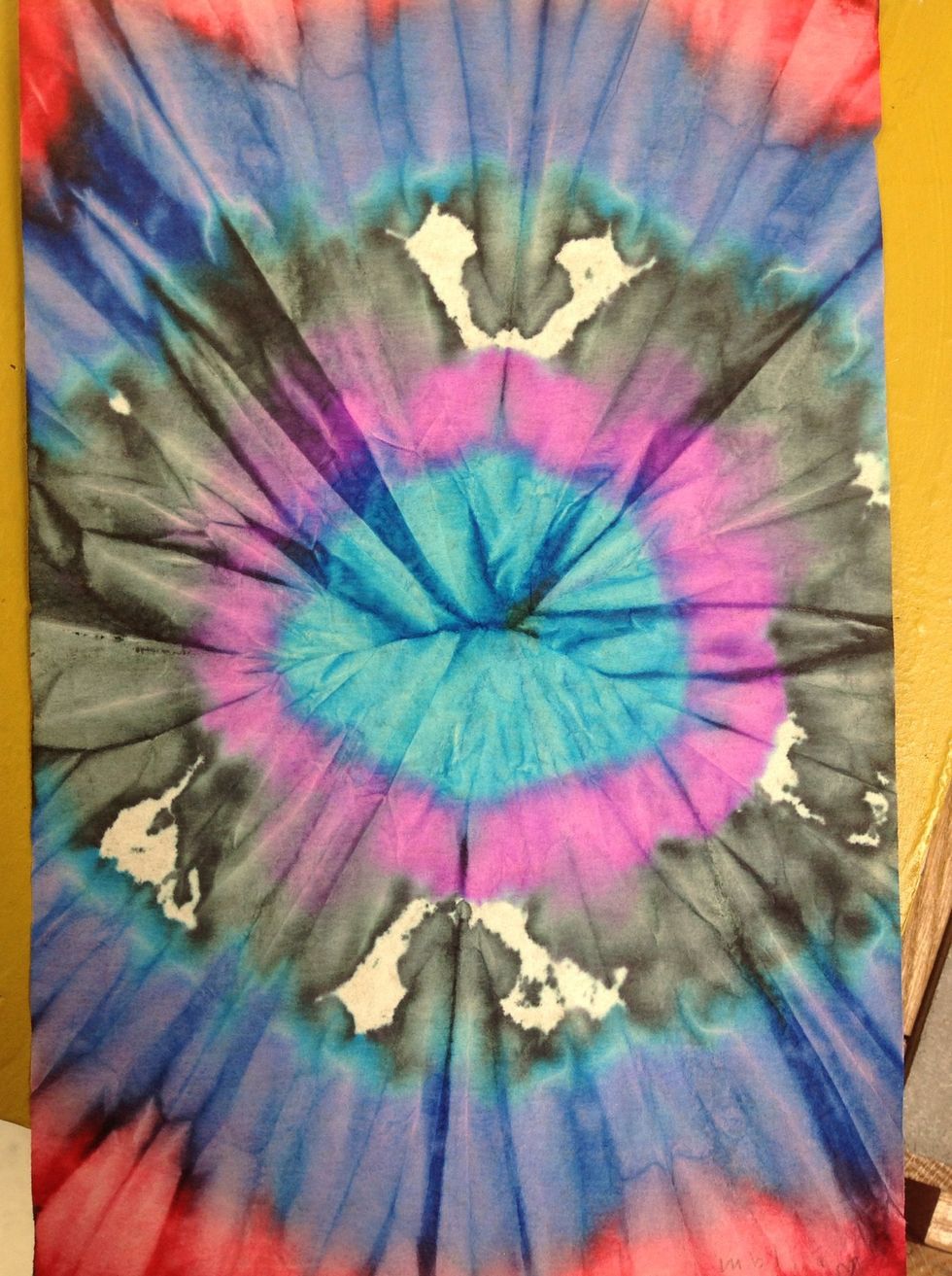 How to tie-dye color diffusing paper - B+C Guides