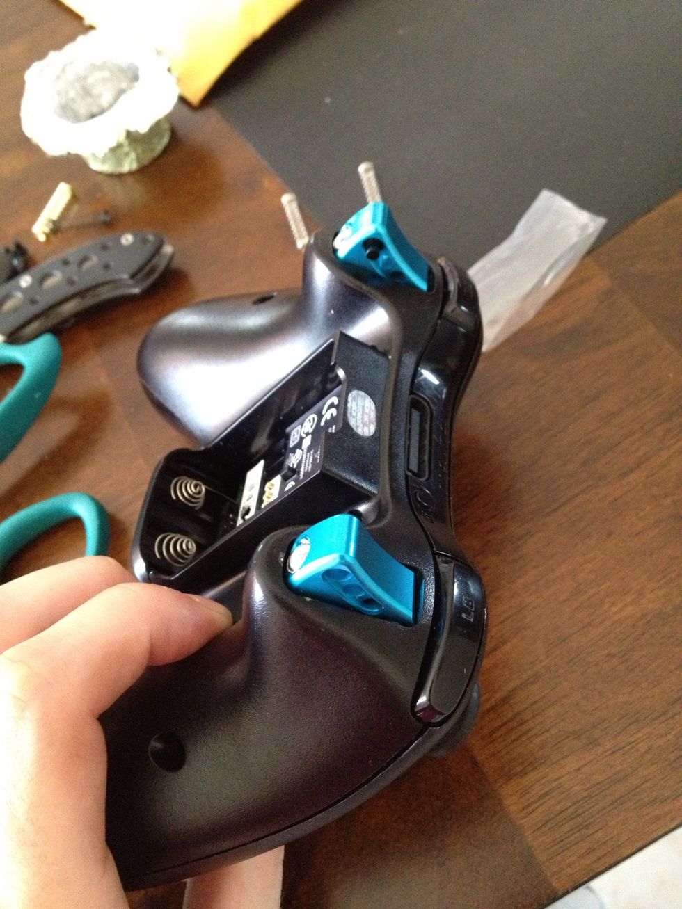 How to change the triggers on your xbox360 controller. B+C Guides
