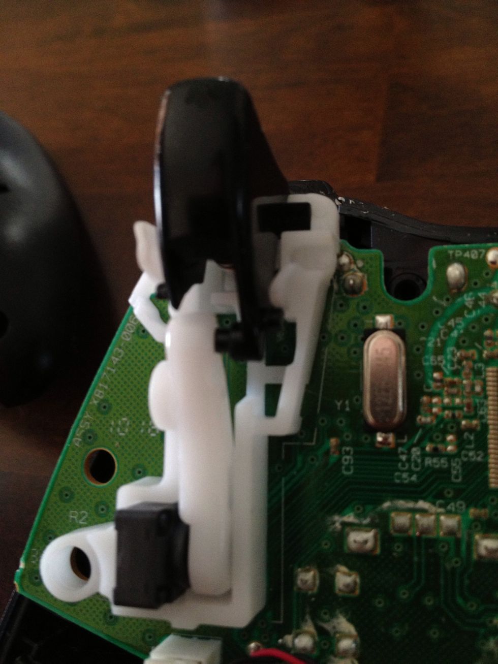 How to change the triggers on your xbox360 controller. B+C Guides