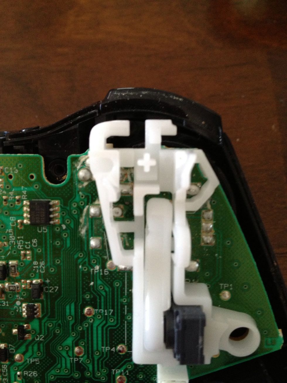 How to change the triggers on your xbox360 controller. B+C Guides