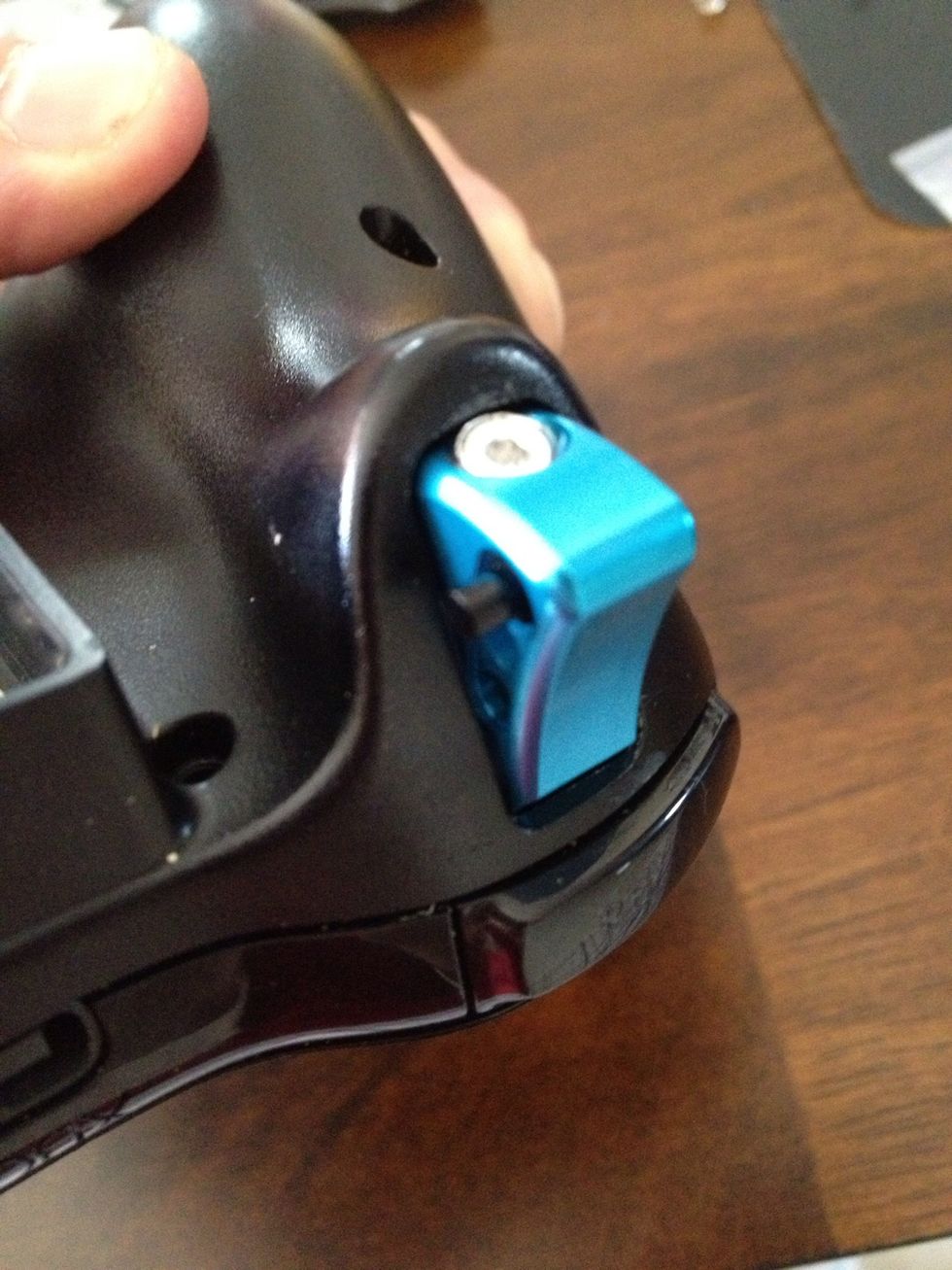 How to change the triggers on your xbox360 controller. B+C Guides