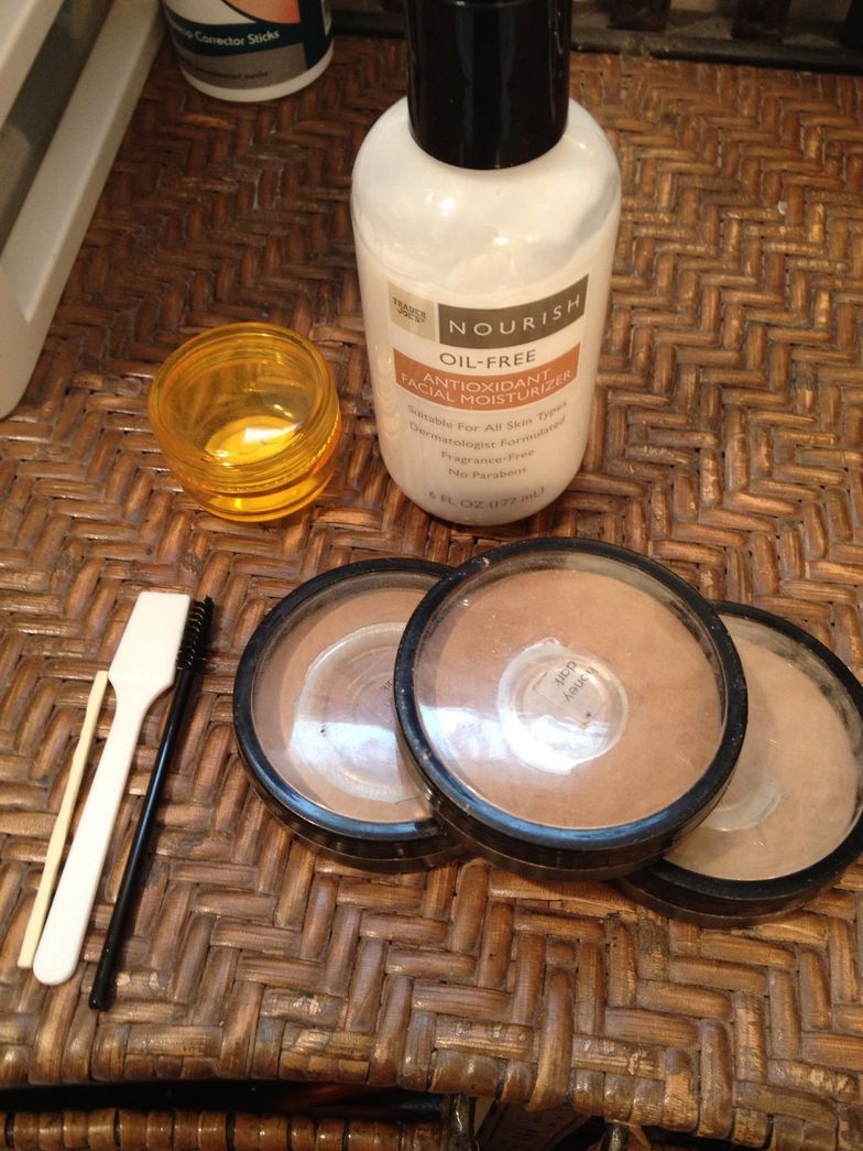 How To Make Diy Tinted Moisturizer B C Guides