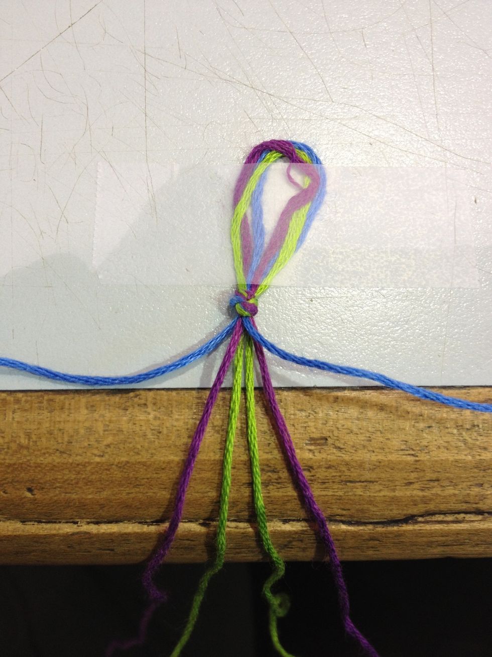 How to make a "v" friendship bracelet B+C Guides